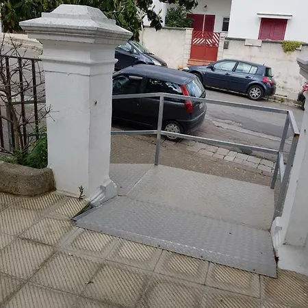 Casa Al Mare 度假居 乌真托